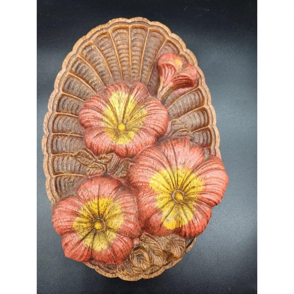Vintage Poppy Flowers Oval Pressed Wood Wall Hangings Set Of 2 10